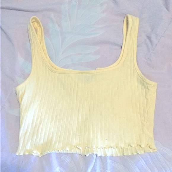 yellow notch crop tank - Picture 2 of 2